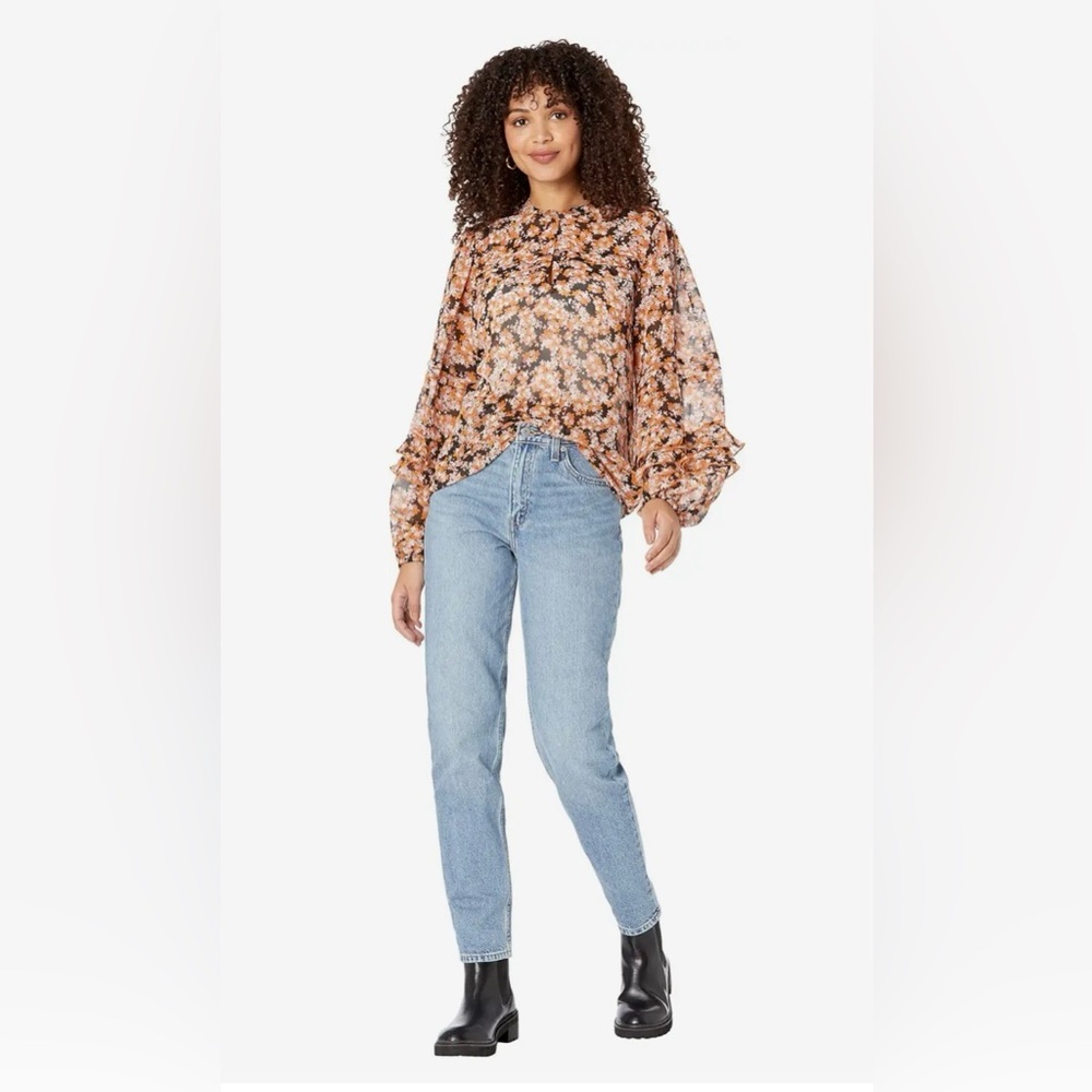 NWT Sanctuary Pink Tuck Blouse in Size XXS(runs big)